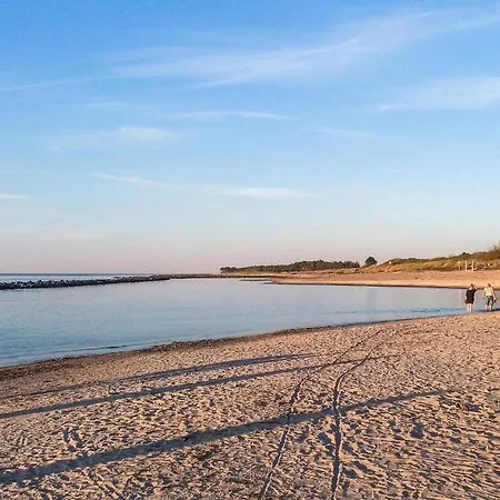 펜션 Gorgeous In Darlowo With Wifi Zizow